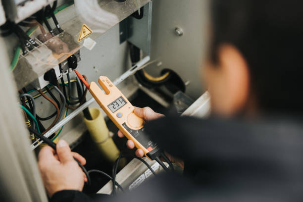 Best Licensed Electrician  in Emerald Isle, NC